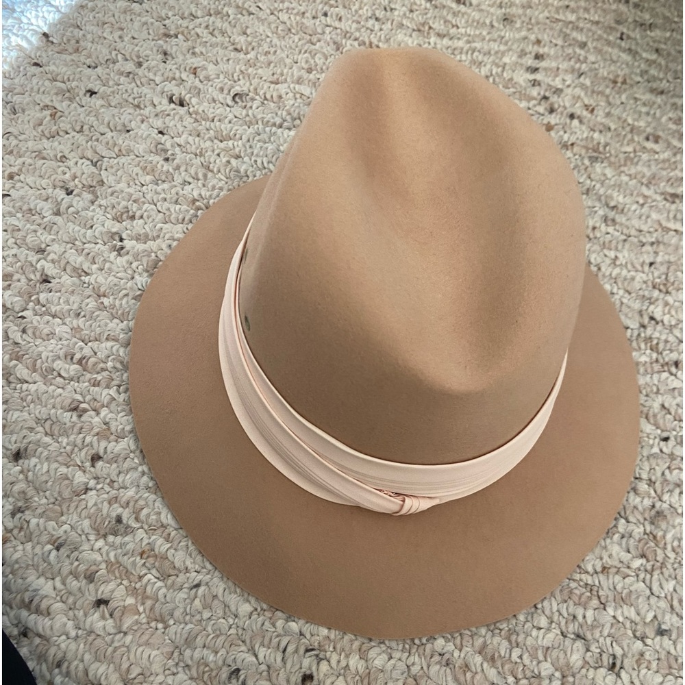Never been worn felt hat